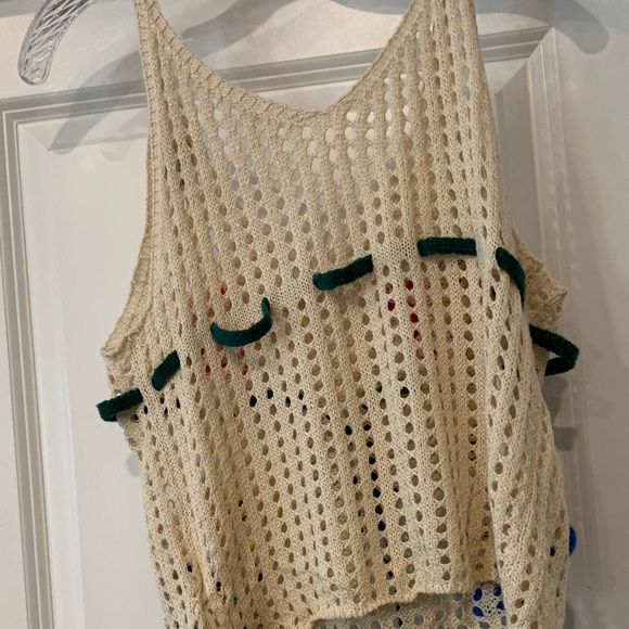 Contemporary complete Cream Crochet Floral Tank Top with flowers SM NWT - Picture 5 of 7